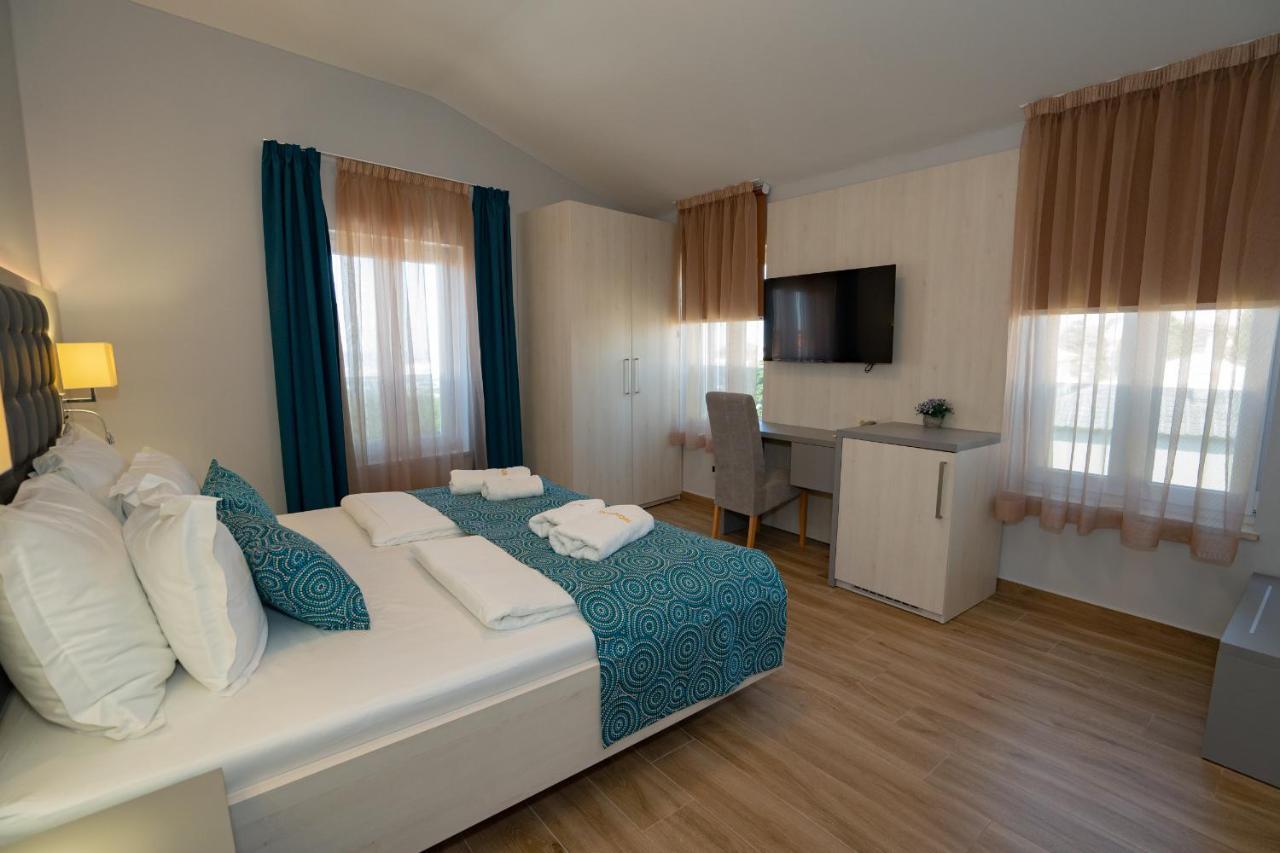 Bed&Breakfast Novalis Novalja Exteriér fotografie