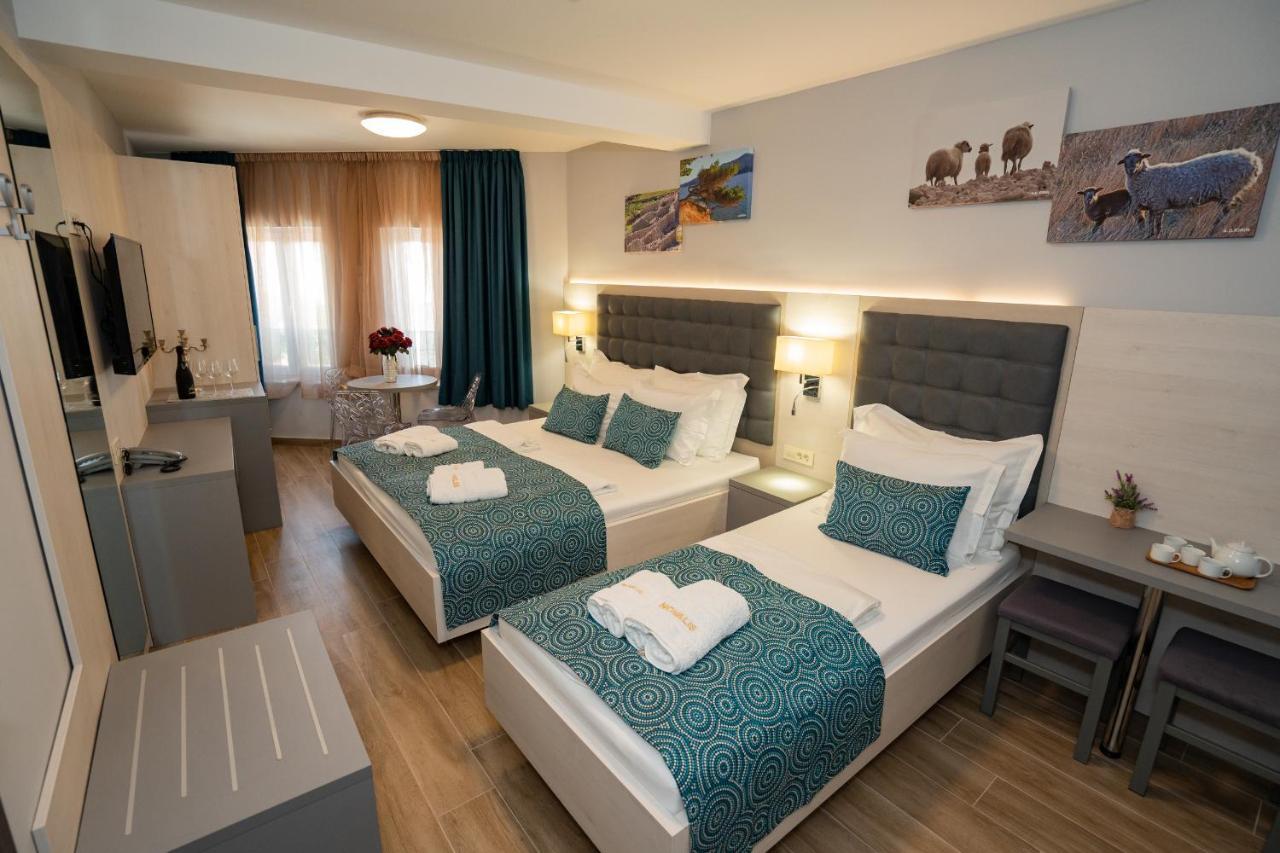 Bed&Breakfast Novalis Novalja Exteriér fotografie